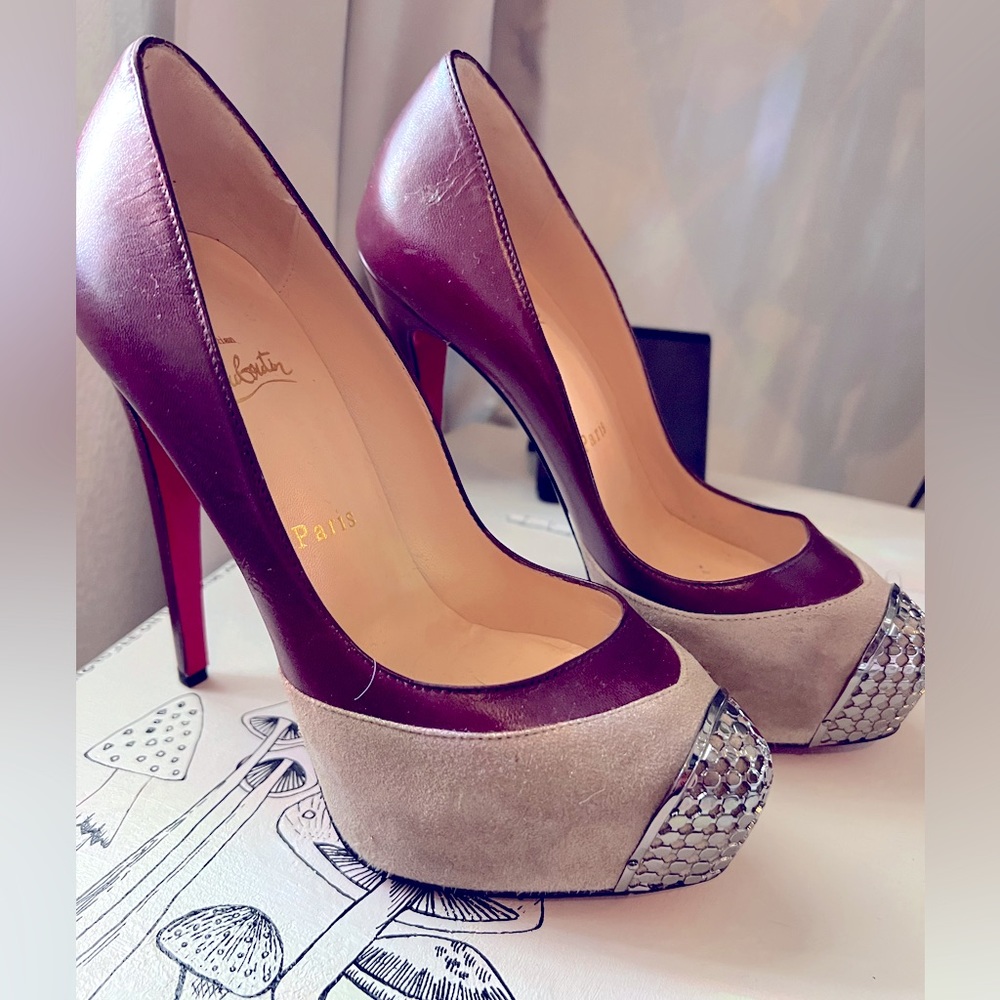 Christian Louboutin Metal toe Heels